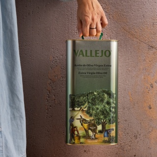 Vallejo, hiszpańska Oliwa Extra Virgin, kwasowość <0,17 odmiana Picual 5L